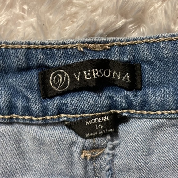 VERSONA NWT Button Fly Shorts Size 14 - Picture 9 of 10